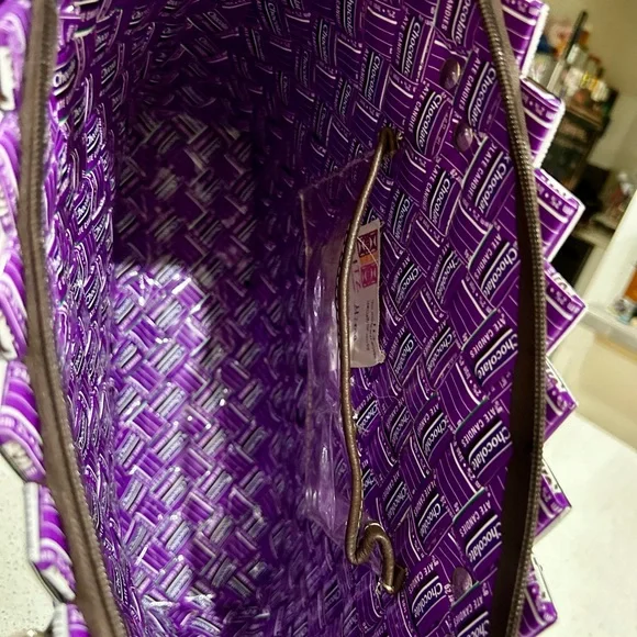 MITZ WITH M&M EMBLEM - Picture 5 of 9